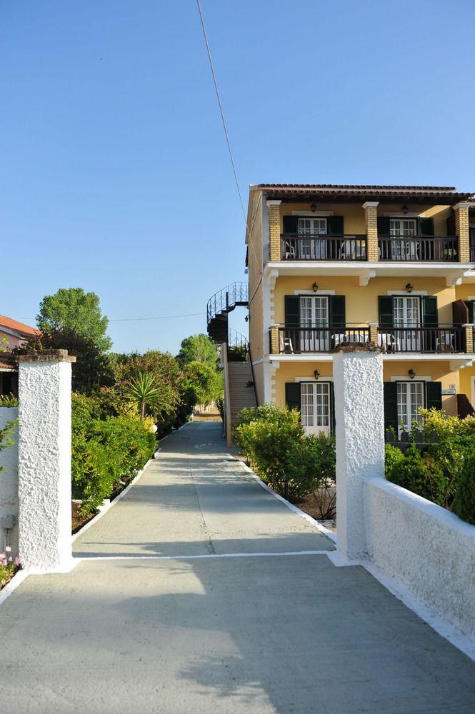 Potamos Apartments Sidari  Ngoại thất bức ảnh